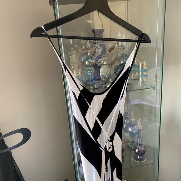 New black and white maxi dress - Picture 3 of 5